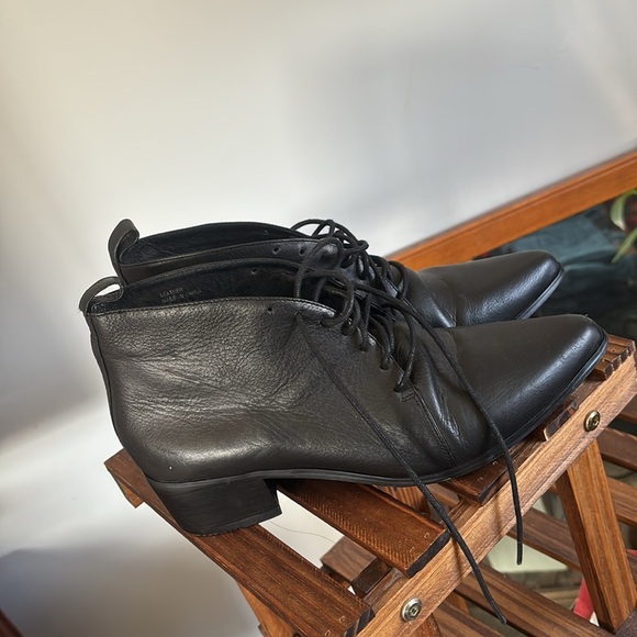 Grey City Leather Ankle Boot Size 8.5 - Picture 2 of 10